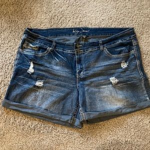 Ariya jeans size 22 shorts